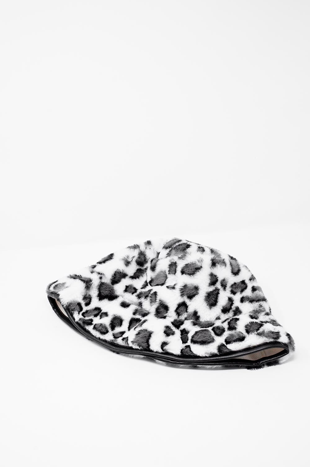 White Bucket Hat in Animal Print